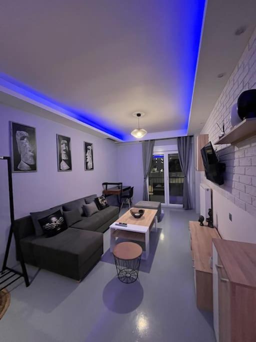 Vip Apt. Pezodromos Kalamarias Thessalonique Extérieur photo